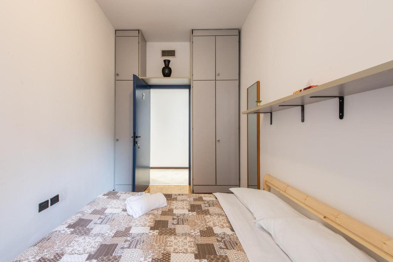 Central Guest House Milano Eksteriør billede
